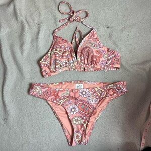 Pastel floral bikini set